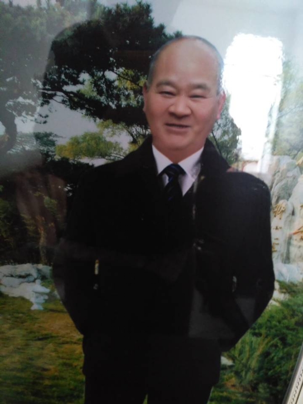 老方丈的第一张照片--聊城相亲服务中心