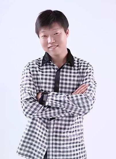 碧海升明月的第一张照片--聊城相亲服务中心