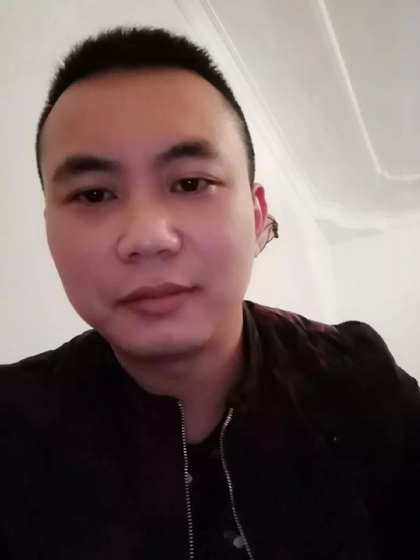 喜闻香气的第一张照片--聊城相亲服务中心