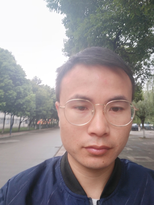 零丁星辰的第一张照片--聊城相亲服务中心