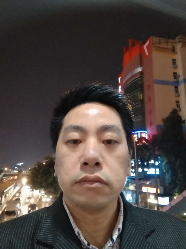 寻找真爱的第一张照片--聊城相亲服务中心