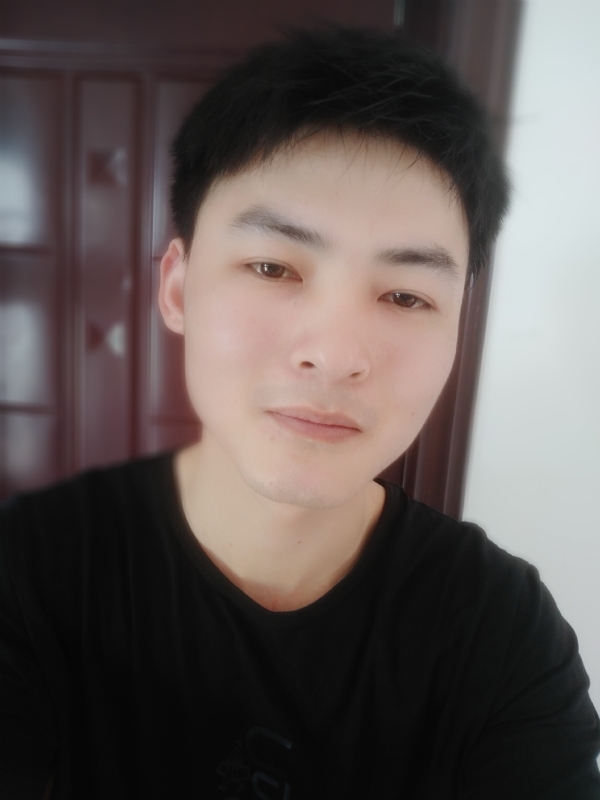 小情绪)っ的第一张照片--聊城相亲服务中心