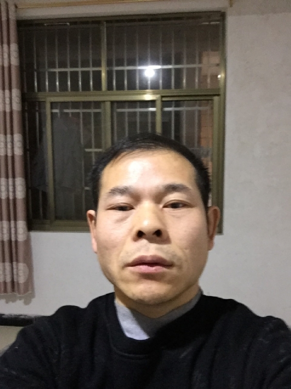 徐徐清风的第一张照片--聊城相亲服务中心