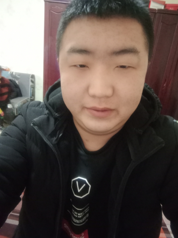 坦荡荡的第一张照片--聊城相亲服务中心