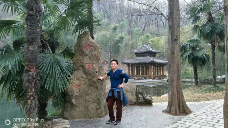 烦事用点心的第一张照片--聊城相亲服务中心