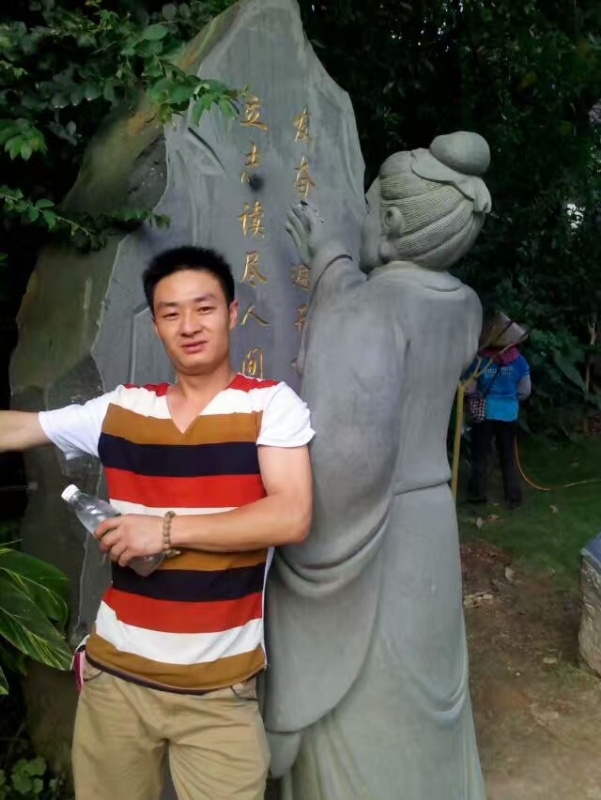 相依相伴的第一张照片--聊城相亲服务中心