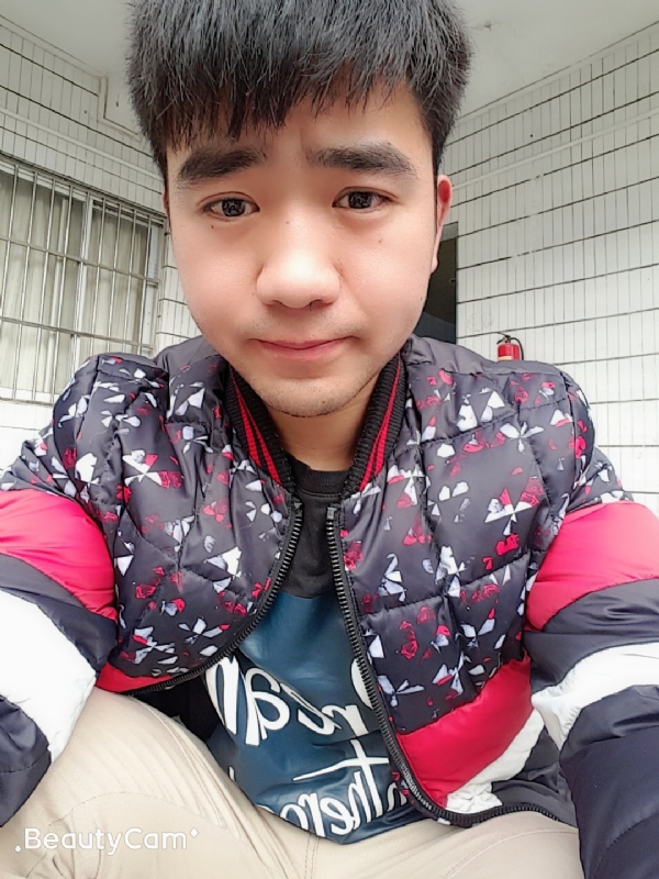 梦回少年的第一张照片--聊城相亲服务中心