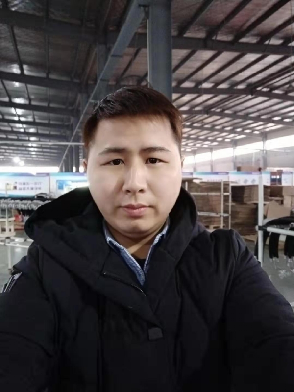 刀锋的第一张照片--聊城相亲服务中心