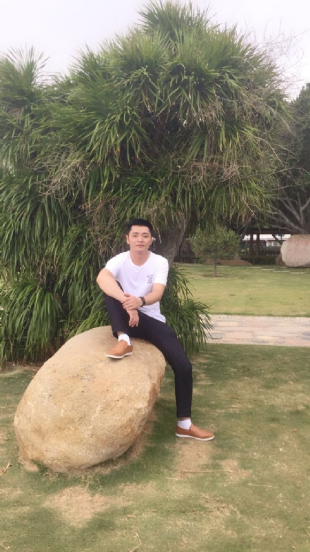 奇点的第一张照片--聊城相亲服务中心