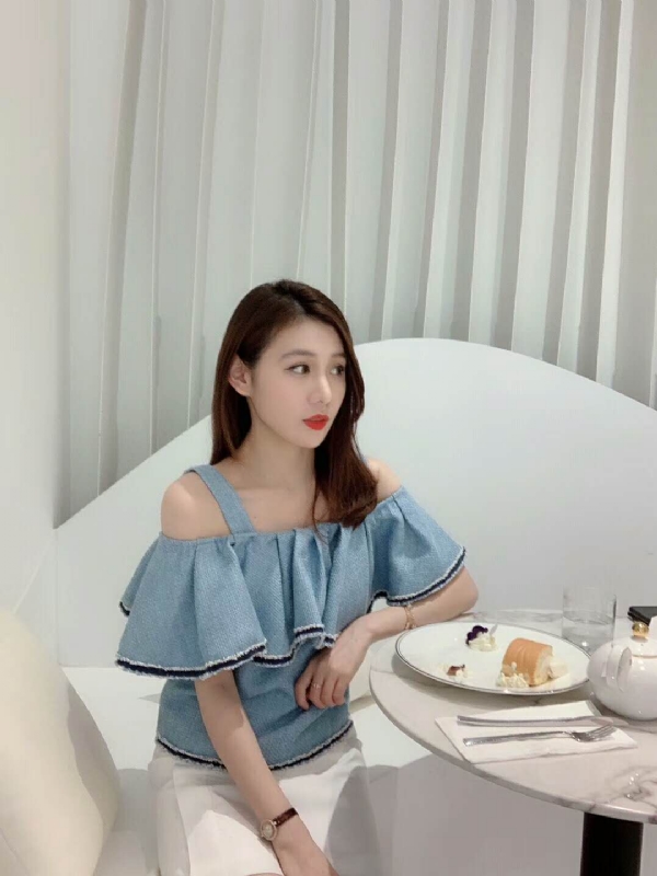 Emily的第一张照片--聊城相亲服务中心