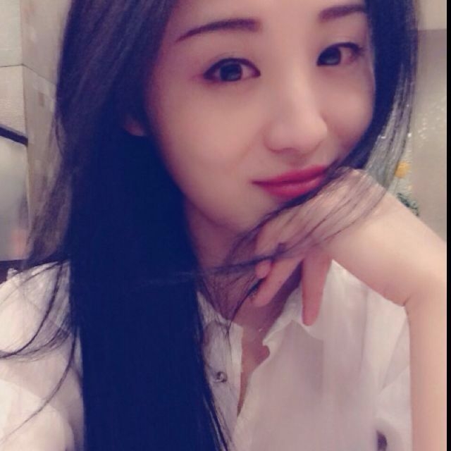 在水一方的第一张照片--聊城相亲服务中心