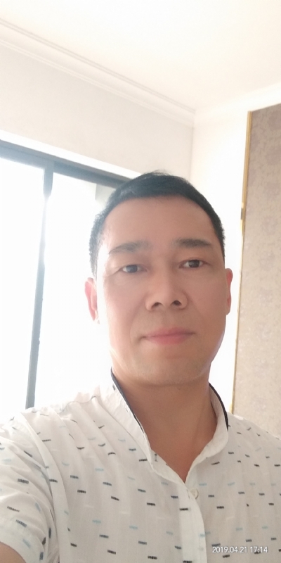 朝望大海的第一张照片--聊城相亲服务中心