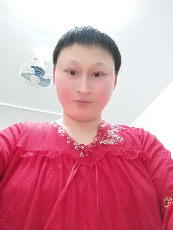 彩虹姐姐永不言弃的第一张照片--聊城相亲服务中心