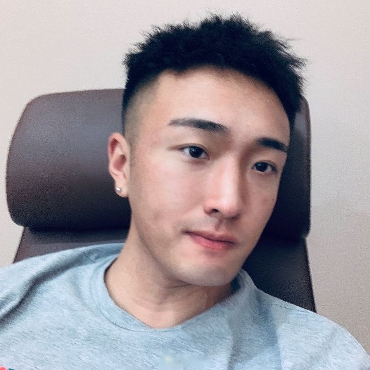 单公子的第一张照片--聊城相亲服务中心