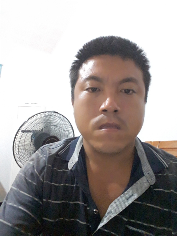 孤独的人的第一张照片--聊城相亲服务中心