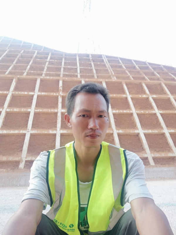 哥们的第一张照片--聊城相亲服务中心