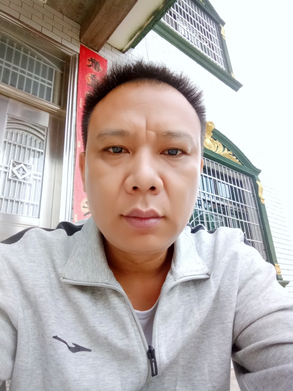 随缘的第一张照片--聊城相亲服务中心