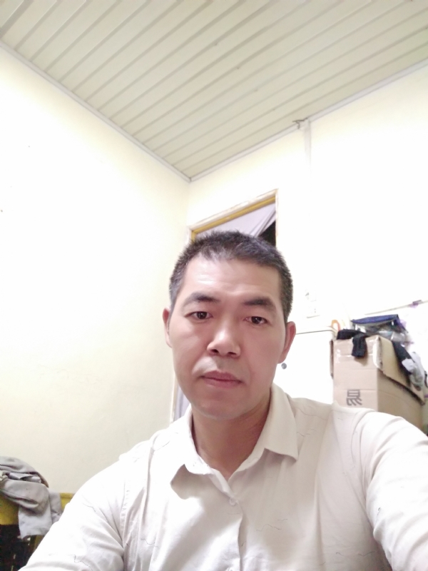 为伊消得人憔悴的第一张照片--聊城相亲服务中心