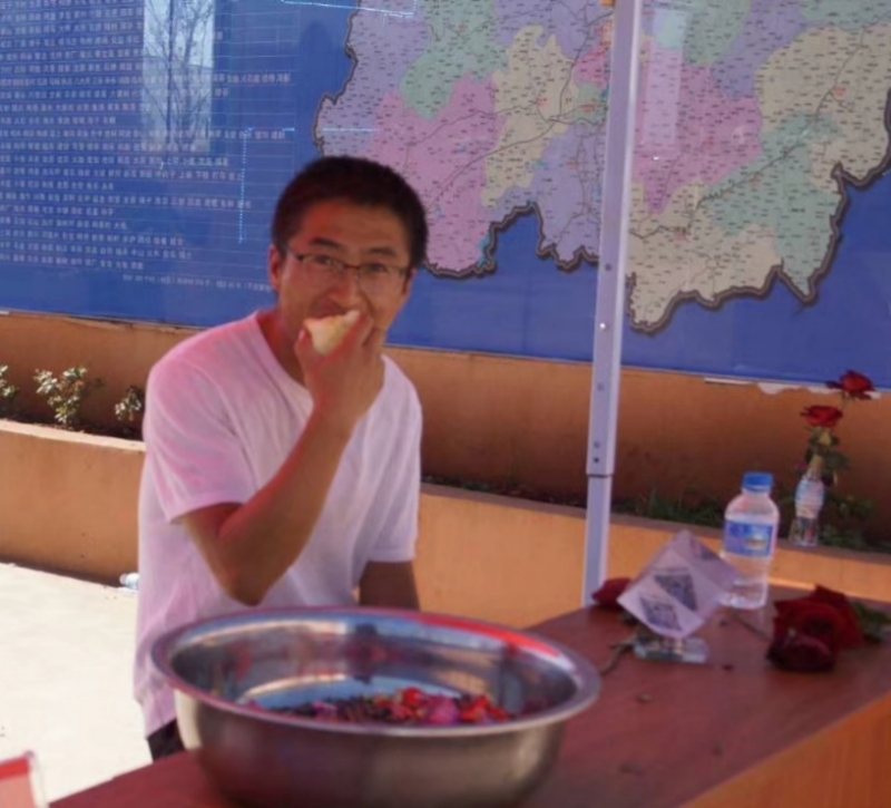 寻水的第一张照片--聊城相亲服务中心