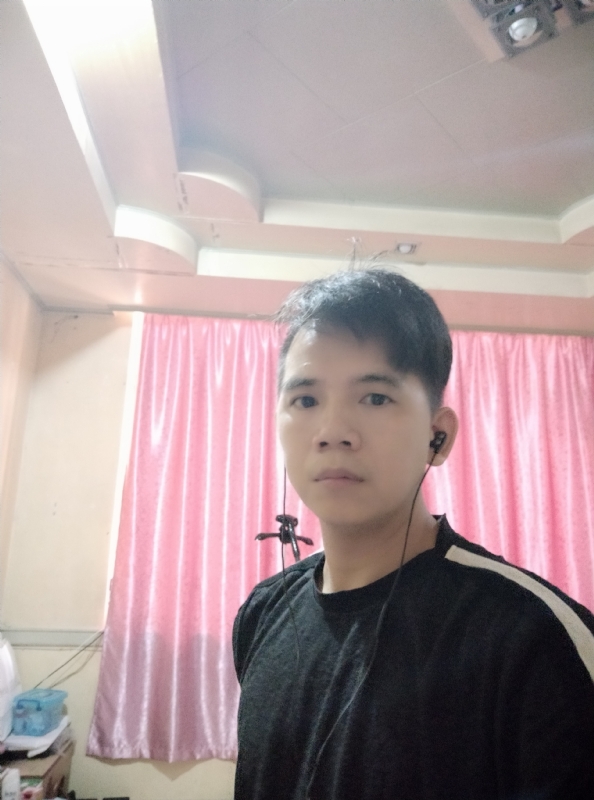 三月天的第一张照片--聊城相亲服务中心