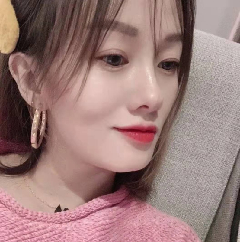 微醺的笑容的第一张照片--聊城相亲服务中心