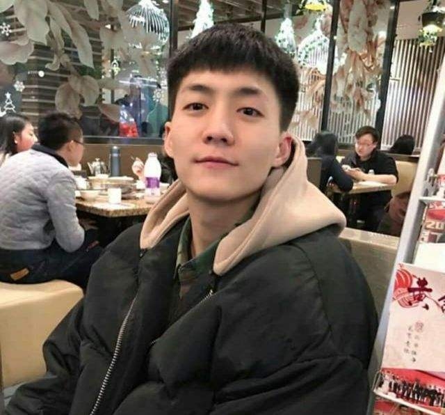 相爱的人的第一张照片--聊城相亲服务中心