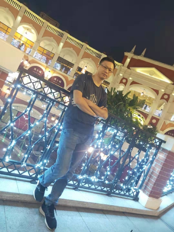 落单恋人的第一张照片--聊城相亲服务中心