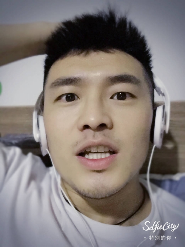 开心最好的第一张照片--聊城相亲服务中心