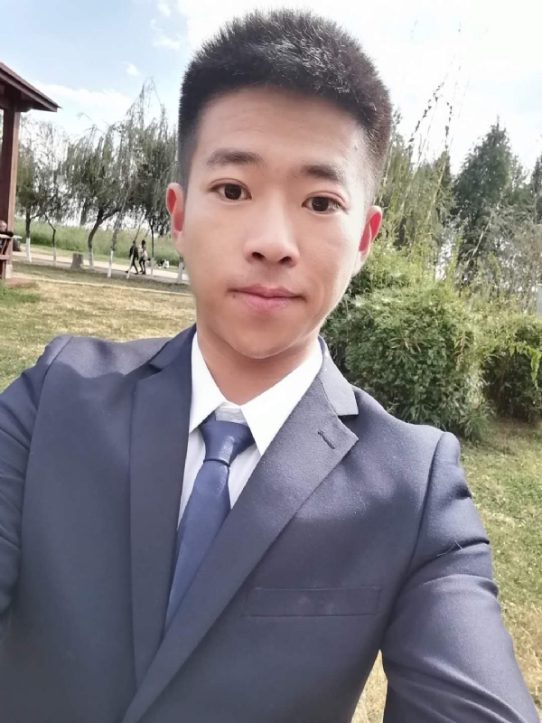 昌先生的第一张照片--聊城相亲服务中心