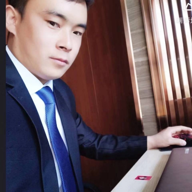会哭的幸福的第一张照片--聊城相亲服务中心