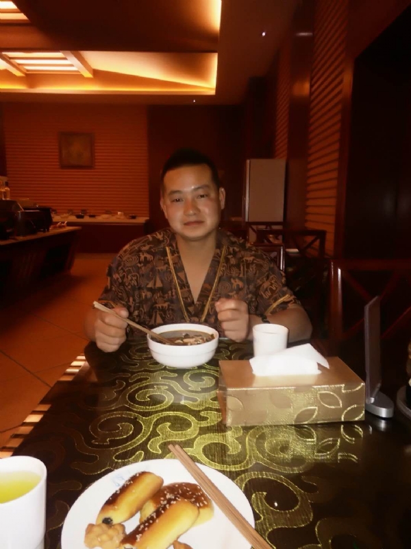 会飞的鱼的第一张照片--聊城相亲服务中心