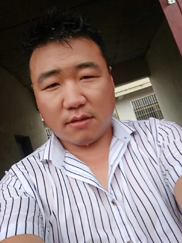 江湖中人的第一张照片--聊城相亲服务中心