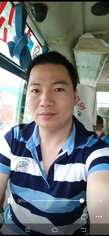 恋人未满的第一张照片--聊城相亲服务中心
