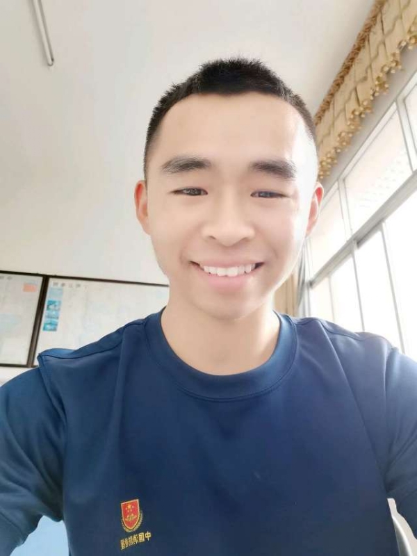 超超的第二张照片--聊城相亲服务中心