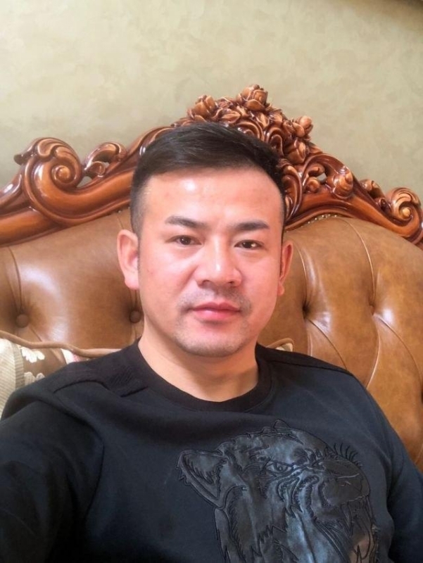 治国的第一张照片--聊城相亲服务中心