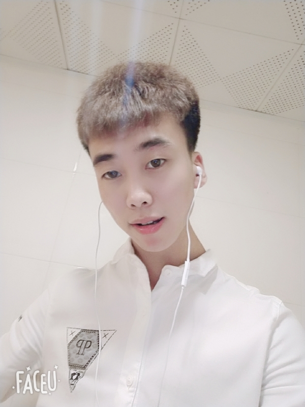 晚枫的第三张照片--聊城相亲服务中心