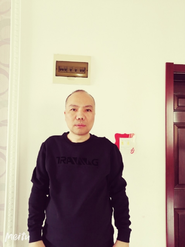 酒香四溢的第一张照片--聊城相亲服务中心