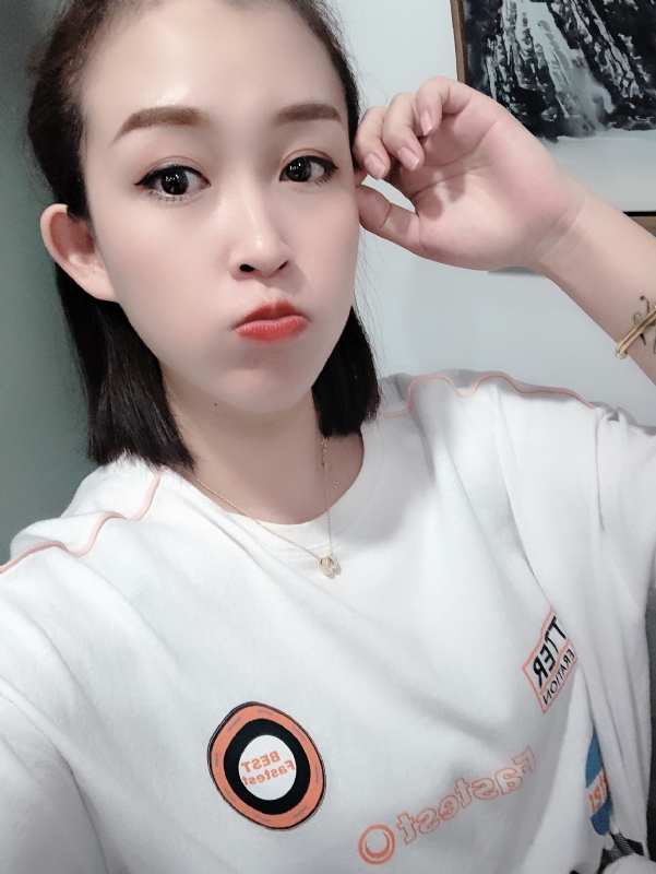 Amy的第三张照片--聊城相亲服务中心