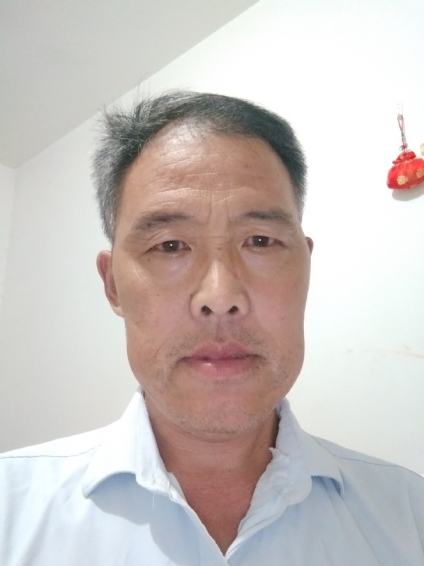 邹学辉的第二张照片--聊城相亲服务中心