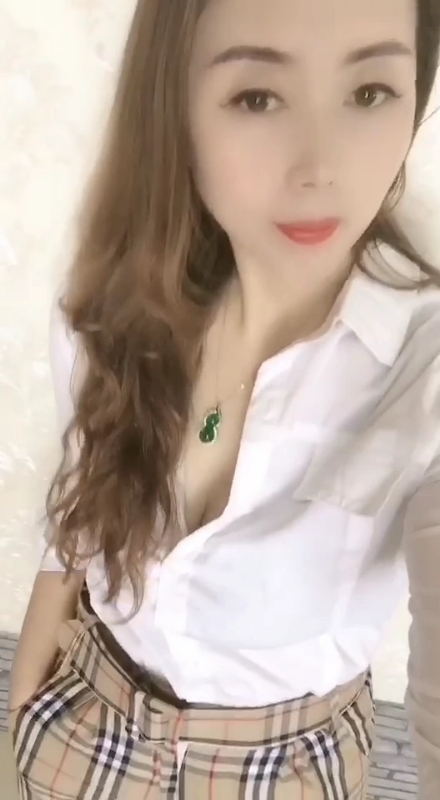 雨蝶的第一张照片--聊城相亲服务中心