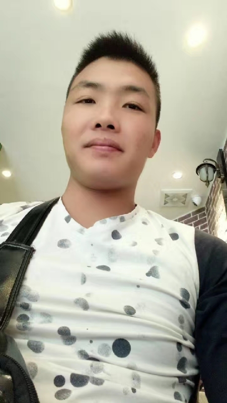 吃生蚝的小乖乖的第一张照片--聊城相亲服务中心