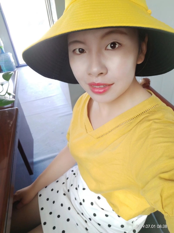 依若萱的第一张照片--聊城相亲服务中心
