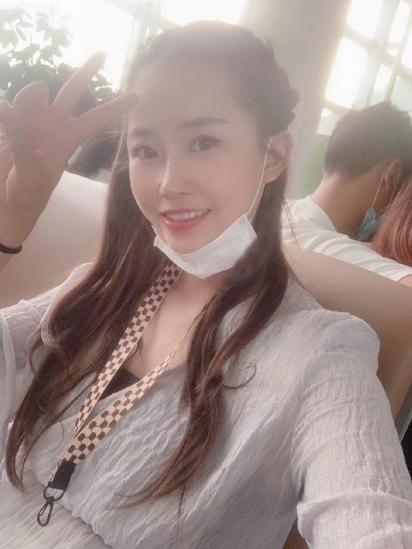 宁乙的第一张照片--聊城相亲服务中心