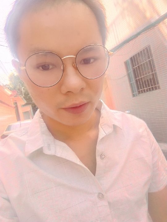 楠呐的第四张照片--聊城相亲服务中心