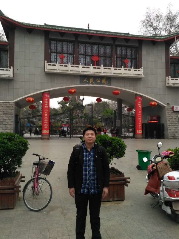 在奋斗的第四张照片--聊城相亲服务中心