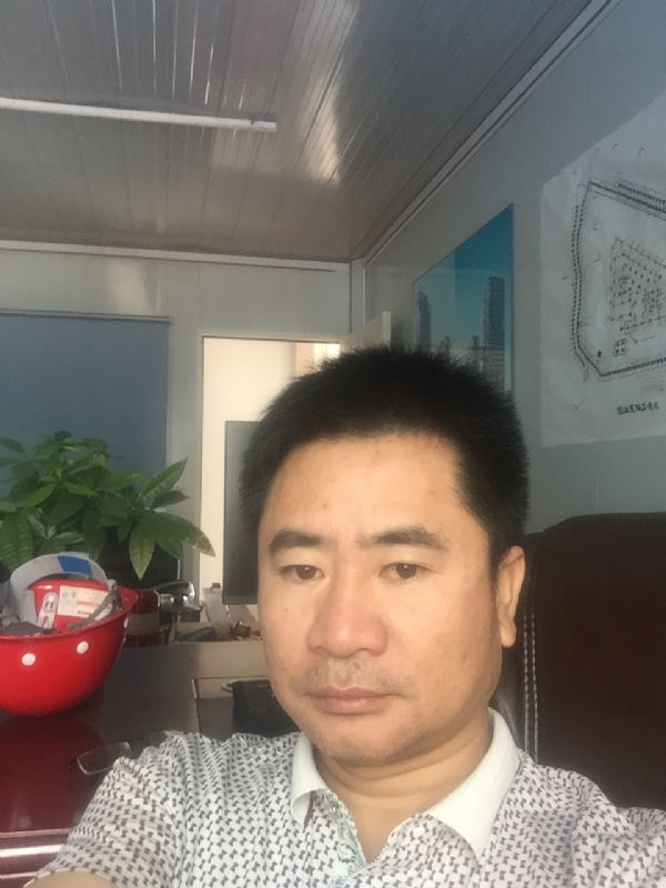 一步之遥的第一张照片--聊城相亲服务中心