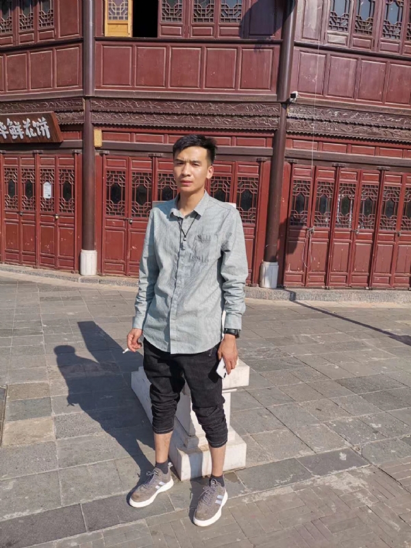 刘方的第一张照片--聊城相亲服务中心