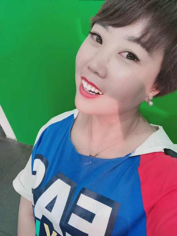 青青子衿的第一张照片--聊城相亲服务中心