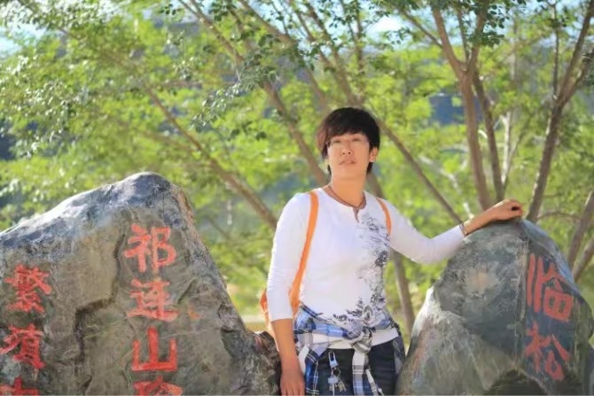 弱水河边青春草的第一张照片--聊城相亲服务中心