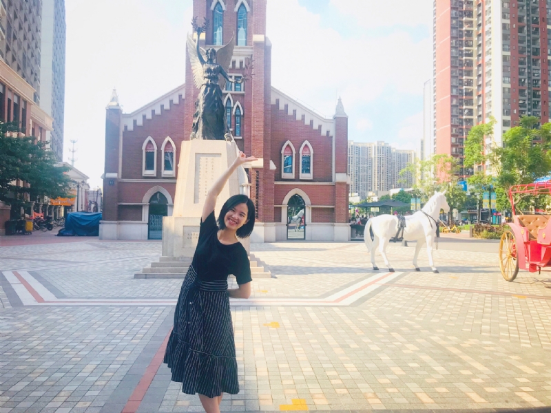 小容的第三张照片--聊城相亲服务中心